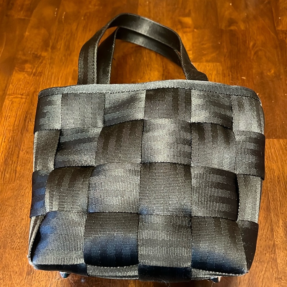 The original SEATBELTBAG. Great condition